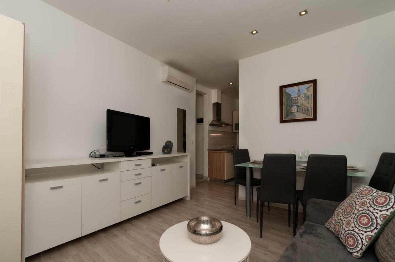Apartment Nana Piran Exterior photo